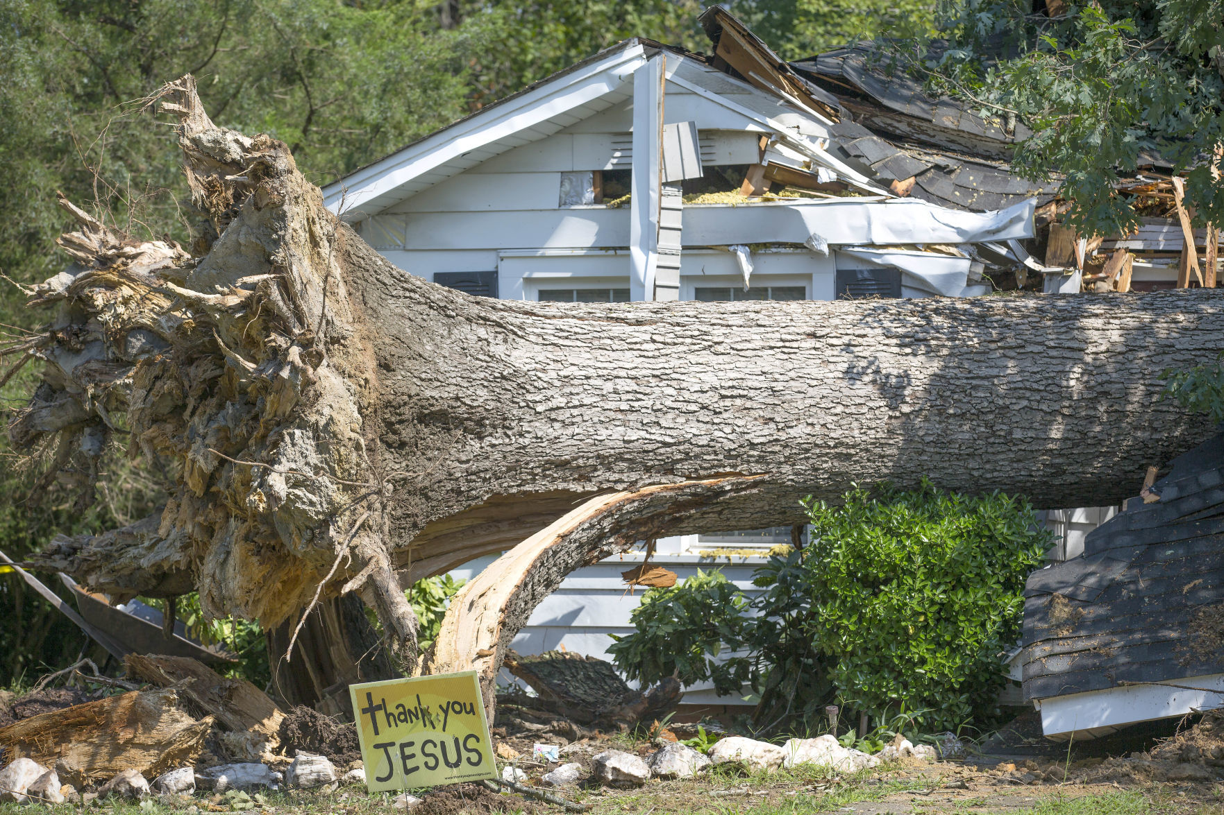 High Point cleans up from storm damage